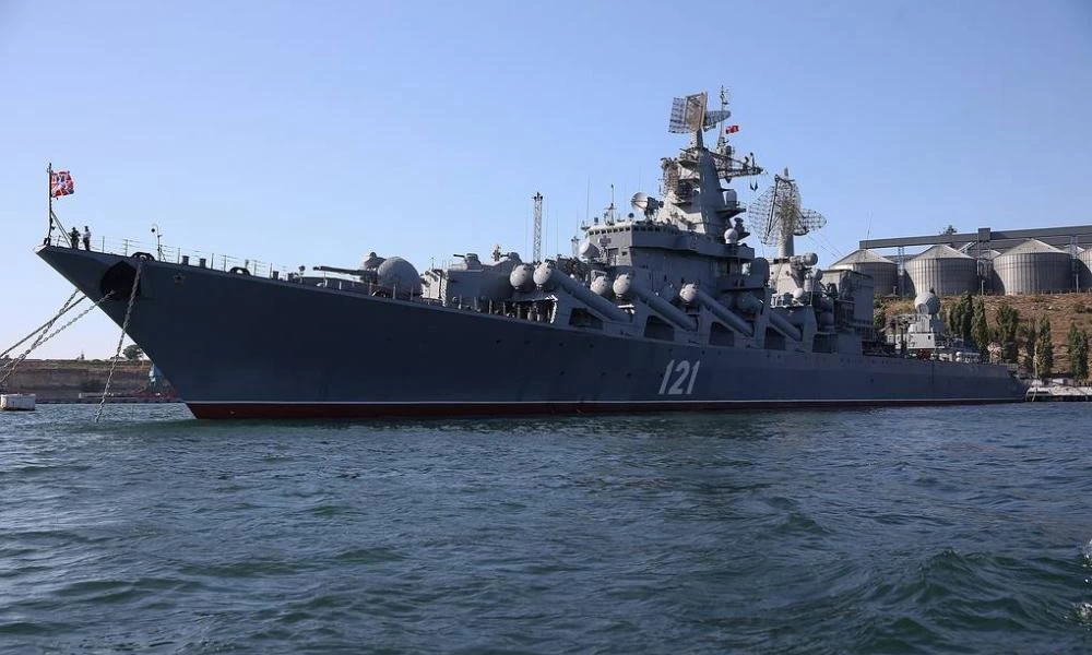 Σε διάταξη μάχης ρωσικά πολεμικά πλοία στην Α. Μεσόγειο: ''Κλειδώνει'' την περιοχή η Μόσχα